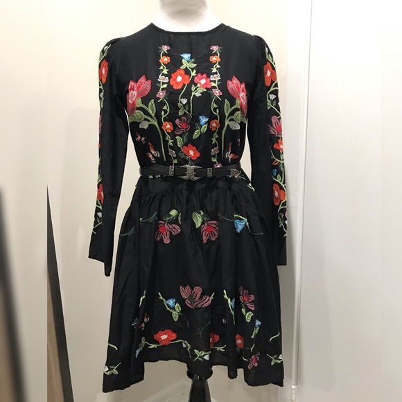 *NEW* ZARA Embroidered Black Dress X-Small 🌹 - Picture 5 of 8